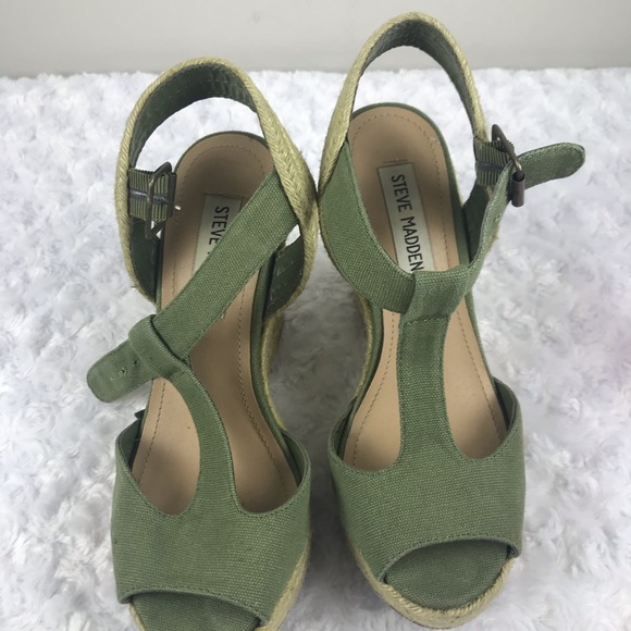 Steve Madden Wade T Strap Wedges Size 6.5 Olive - Picture 2 of 5